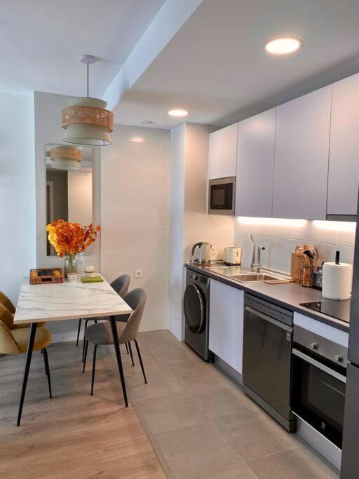 Nuevo Moderno Apartamento De Lujo Sevilla Buitenkant foto