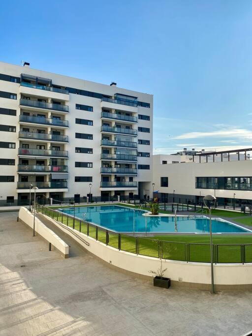 Nuevo Moderno Apartamento De Lujo Sevilla Buitenkant foto